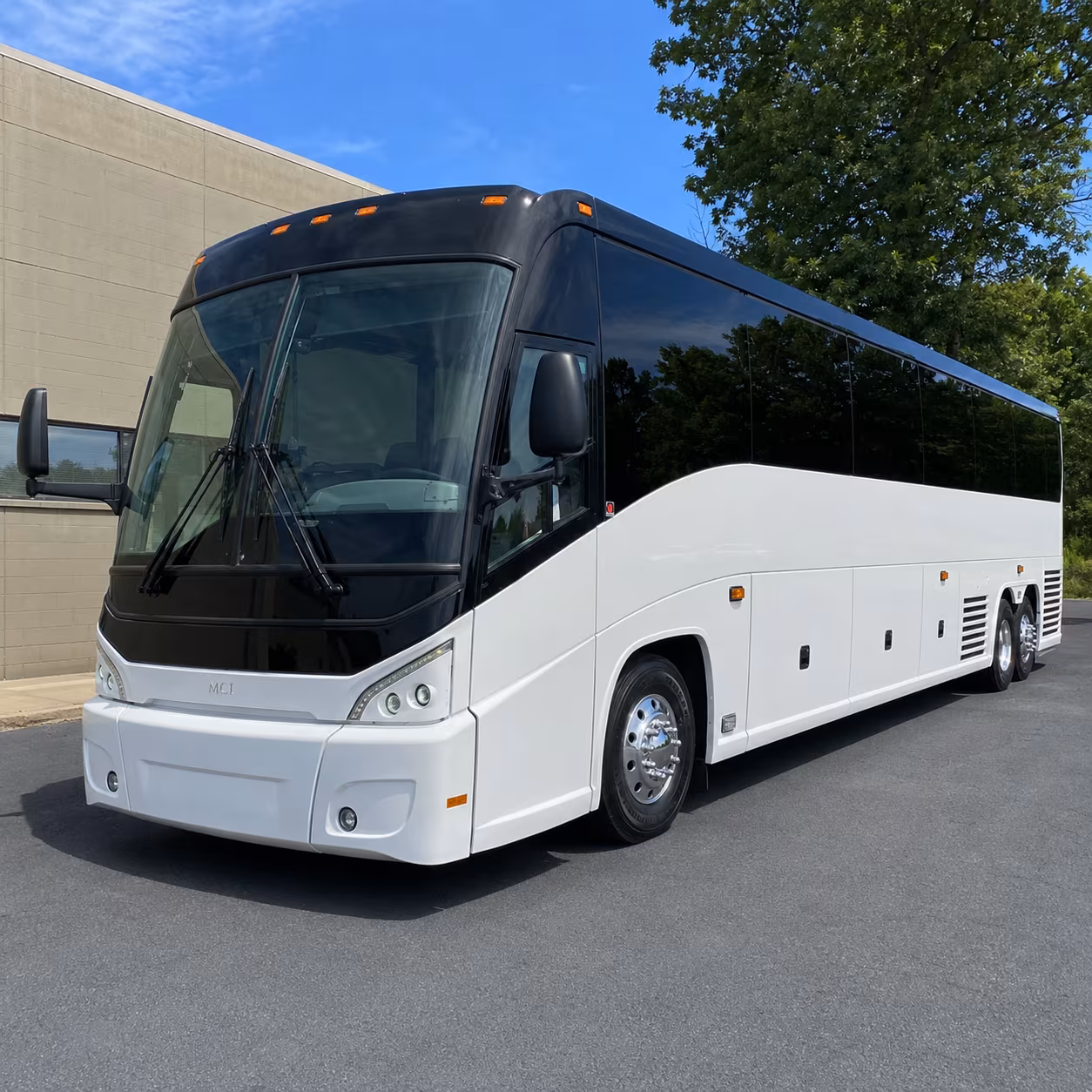 charter buses for glendale retreat groups heading to forest home and beyond