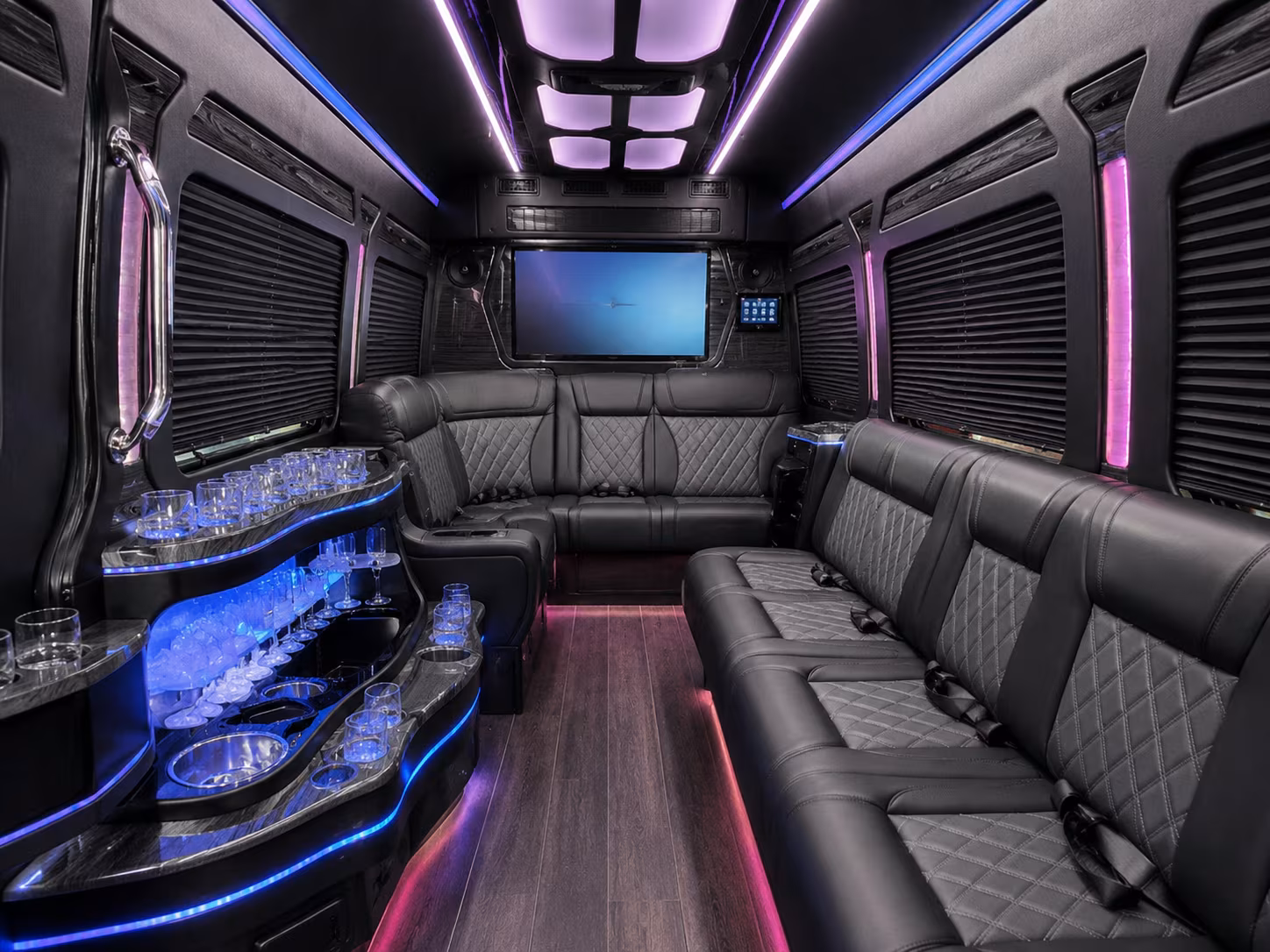 corporate airport transfer buses to hollywood burbank airport bur and lax