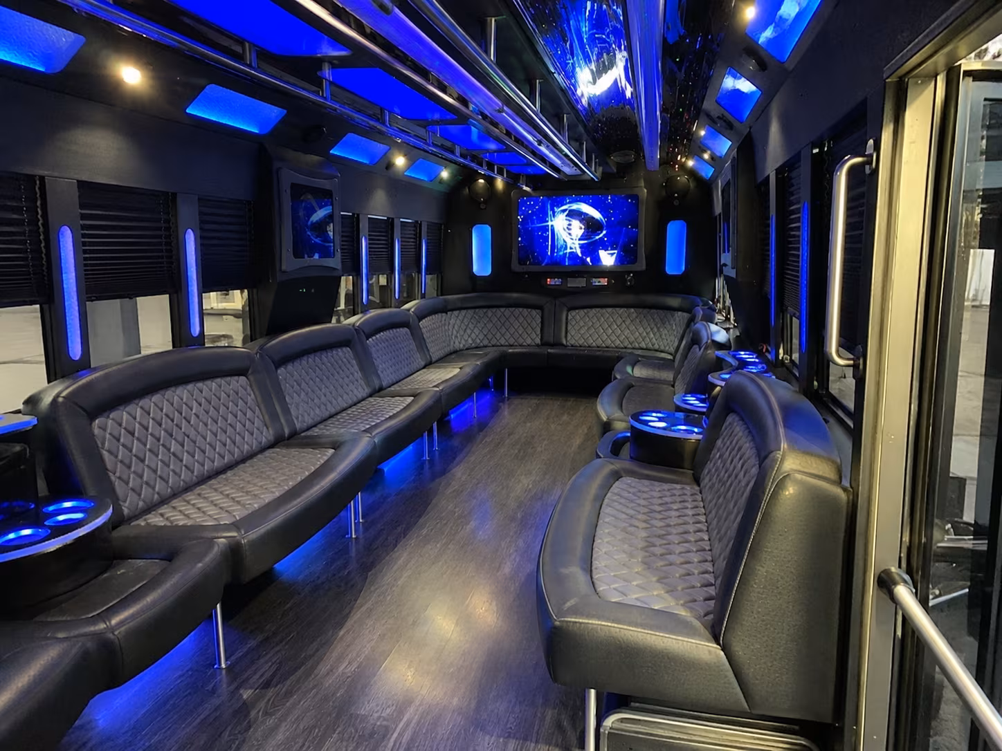 glendale 28 passenger party bus interior