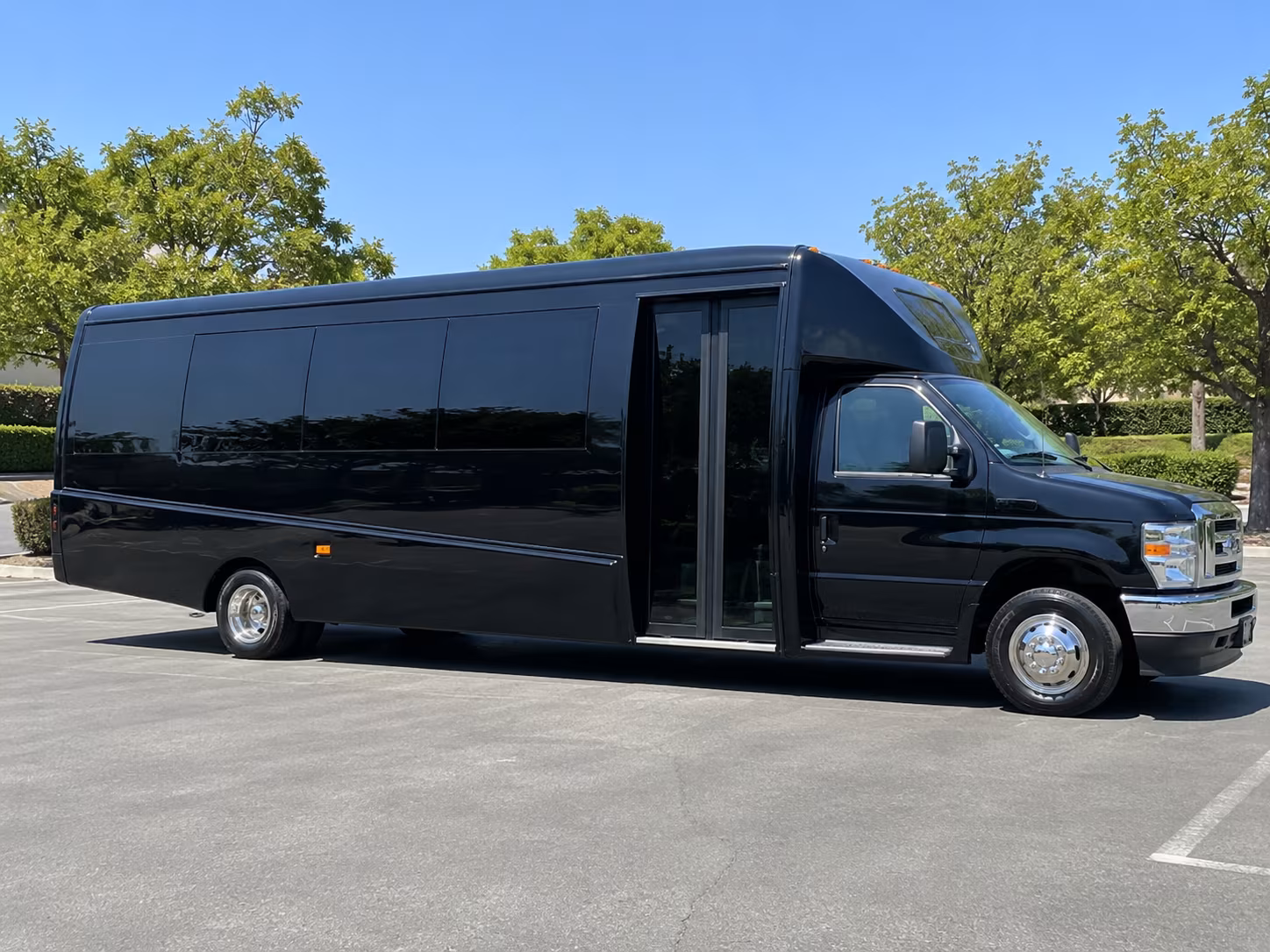 glendale airport transportation onboard seating