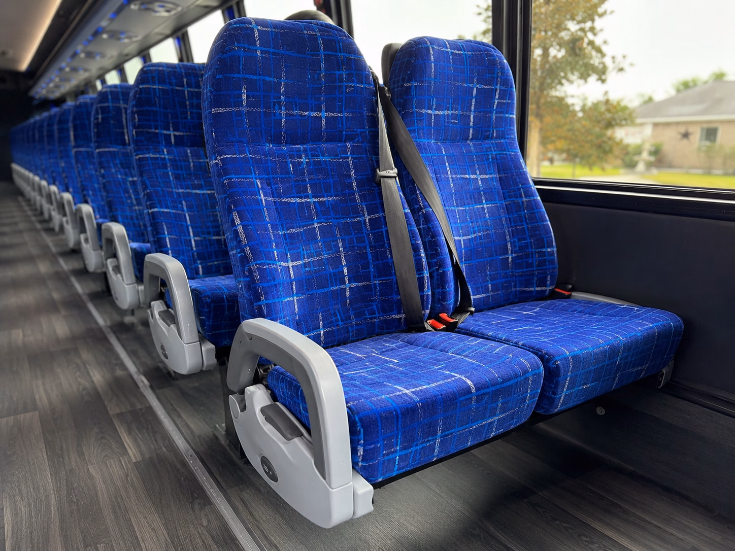how the distance and duration of your trip affect charter bus rates in glendale