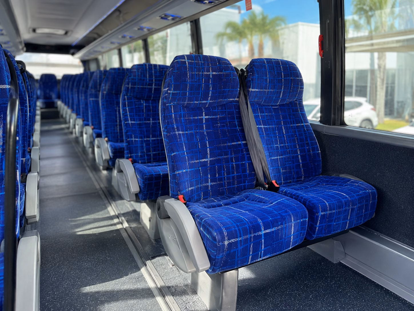 how the type of bus you choose changes the price in glendale california